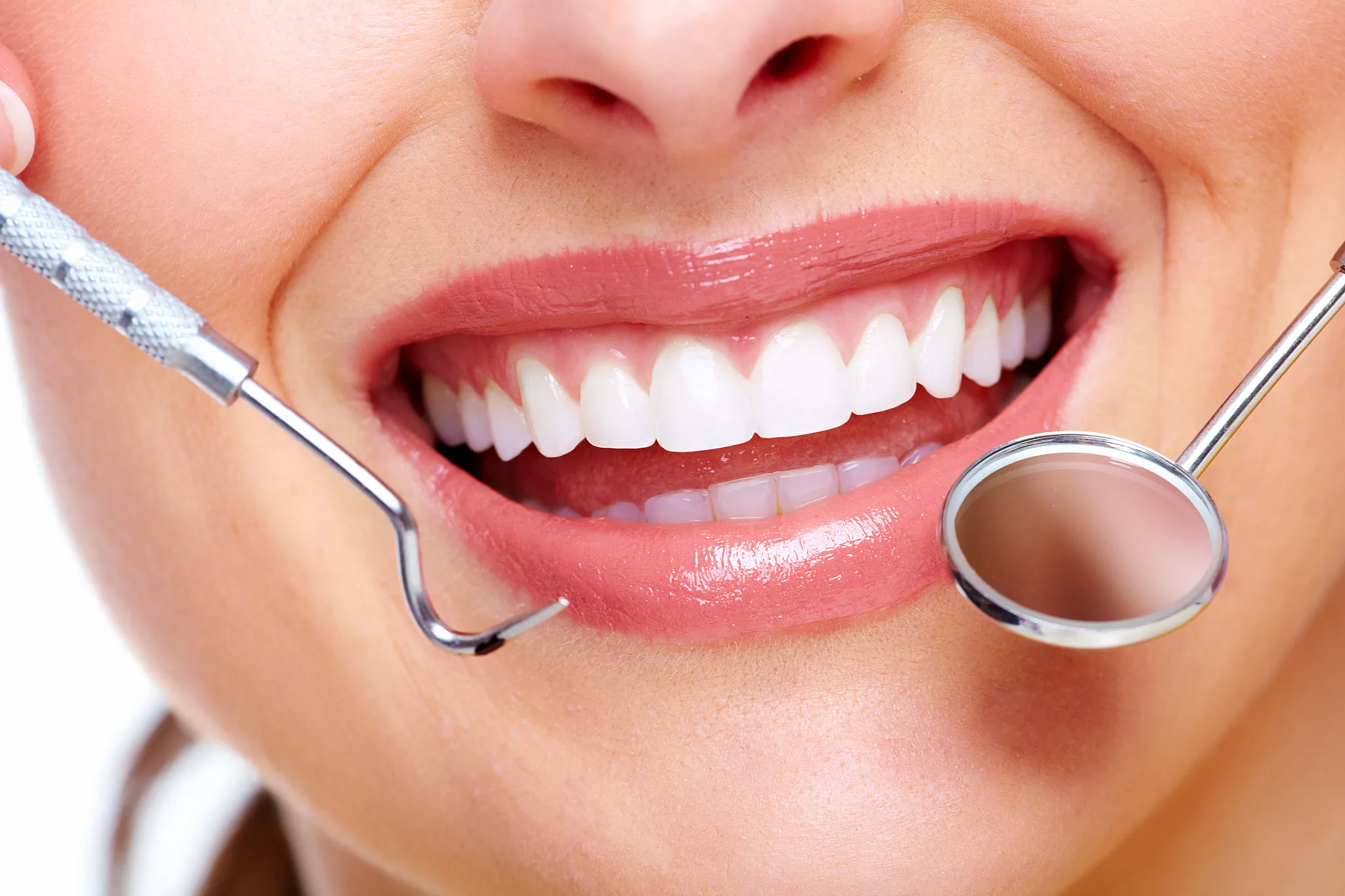 Revisión dental con espejo intraoral